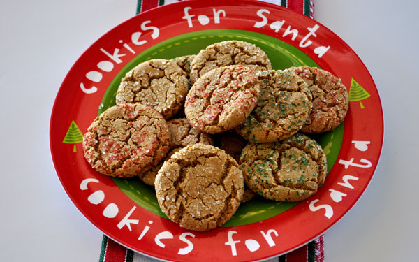 molasses-cookies-platter molasses-cookies-platter