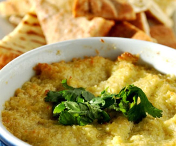 montery-jack-artichoke-dip-hot
