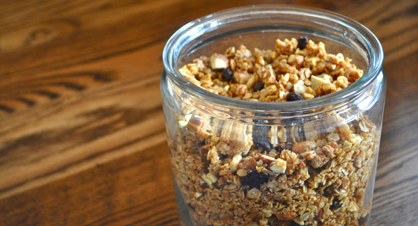 almond-cashew-granola-canister almond-cashew-granola-canister