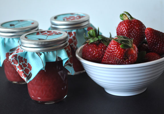 canning-jam-with-honey canning-jam-with-honey