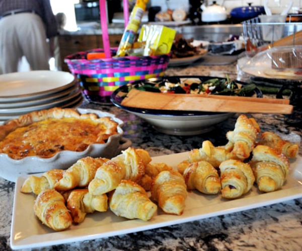 Easter-brunch-crossaints