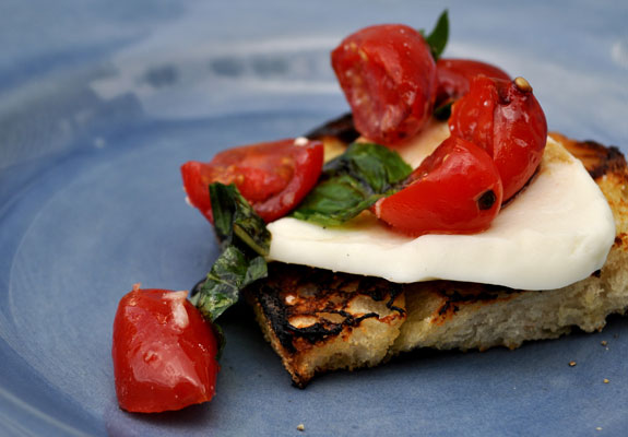 Grilled-bruschetta-with-fresh-mozzarella-and-garlic-marinated-tomatoes Grilled-bruschetta-with-fresh-mozzarella-and-garlic-marinated-tomatoes