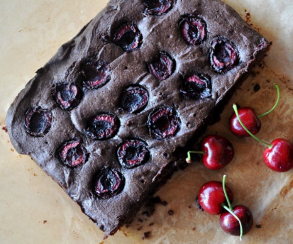 decadent-chocolate-cherry-brownies
