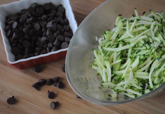 zucchini-and-chocolate-chips zucchini-and-chocolate-chips