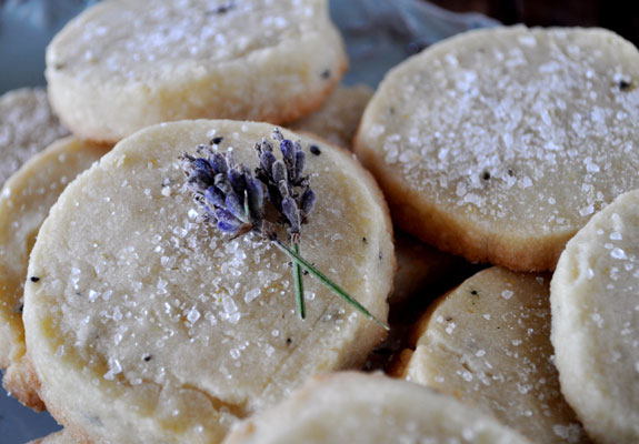 lavender-shortbread-cookies
