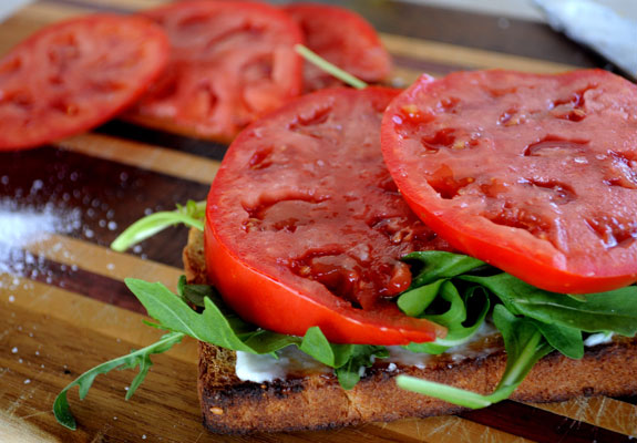 summer-tomato-sandwich summer-tomato-sandwich