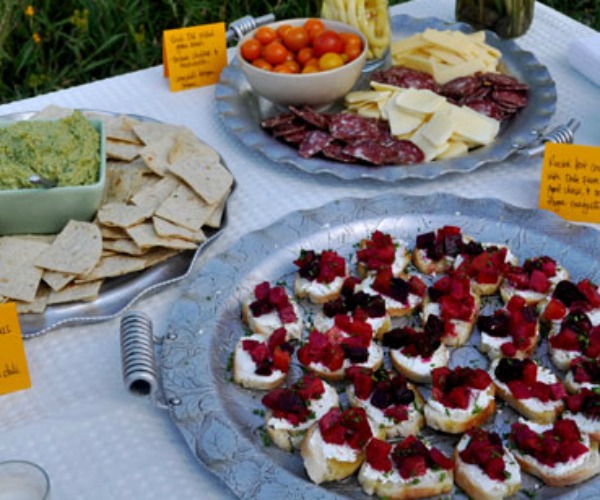 catering-copper-moose-farm