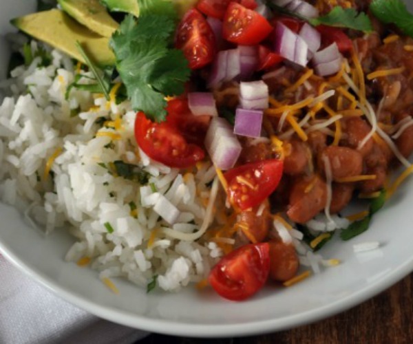 tex-mex-vegetarian-rice-and-beans-bowl