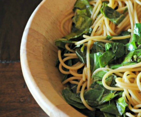 sesame-noodles-sauteed-kale-mountainmamacooks