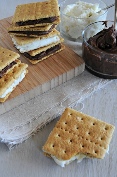 chocolate frosting graham cracker cookies, www.mountainmamacooks.com chocolate frosting graham cracker cookies, www.mountainmamacooks.com