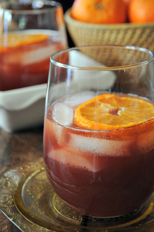 Mulled Cranberry Juice with Vanilla Vodka, www.mountainmamacooks.com Mulled Cranberry Juice with Vanilla Vodka, www.mountainmamacooks.com