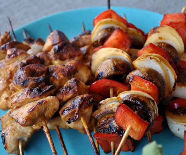 feature-Quick-Grilled-Chicken-and-Vegetable-Kabobs