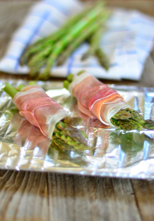 Prosciutto Wrapped Asparagus Eggs Benedict Mountain Mama Cooks